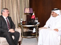 سعادة وزير الخارجية يجتمع مع السفير التركي