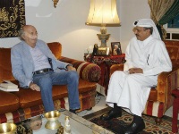رئيس الحزب التقدمي الاشتراكي اللبناني يجتمع مع سفير قطر 