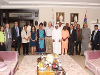 سفير قطر في غامبيا يقيم مأدبة إفطار بمناسبة وداع السفير البريطاني  