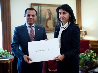 الخارجية التشيلية تتسلم نسخة من أوراق اعتماد سفير قطر
