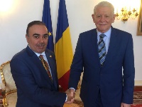 وزير الخارجية الروماني يجتمع مع  سفير قطر 