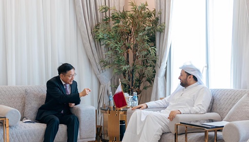 وزير الدولة بوزارة الخارجية يجتمع مع المبعوث الخاص الصيني لأفغانستان