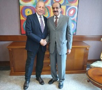 النائب الأول لرئيس الوزراء بجمهورية كوسوفو يجتمع مع سفير دولة قطر