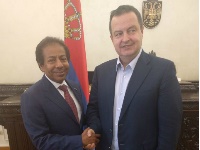 وزير الخارجية الصربي يجتمع مع سفير قطر