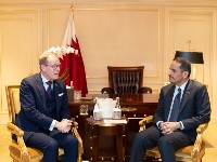 رئيس مجلس الوزراء وزير الخارجية يجتمع مع وزير خارجية السويد