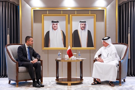 وزير الدولة للشؤون الخارجية يجتمع مع الممثل الخاص للاتحاد الأوروبي لمنطقة الخليج