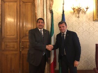 وزير الزراعة الإيطالي يجتمع مع سفير قطر