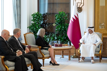Prime Minister and Minister of Foreign Affairs Meets Member of US Senate Committee on Armed Services