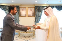Minister of State for Foreign Affairs Receives Copy of Credentials of Pakistani Ambassador