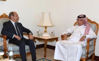 وزير الدولة للشؤون الخارجية يجتمع مع سفير الأردن