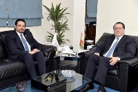 وزير الاتصالات اللبناني يجتمع مع سفير دولة قطر