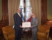 وزير خارجية الأرجنتين يتسلم نسخة من أوراق اعتماد سفير قطر