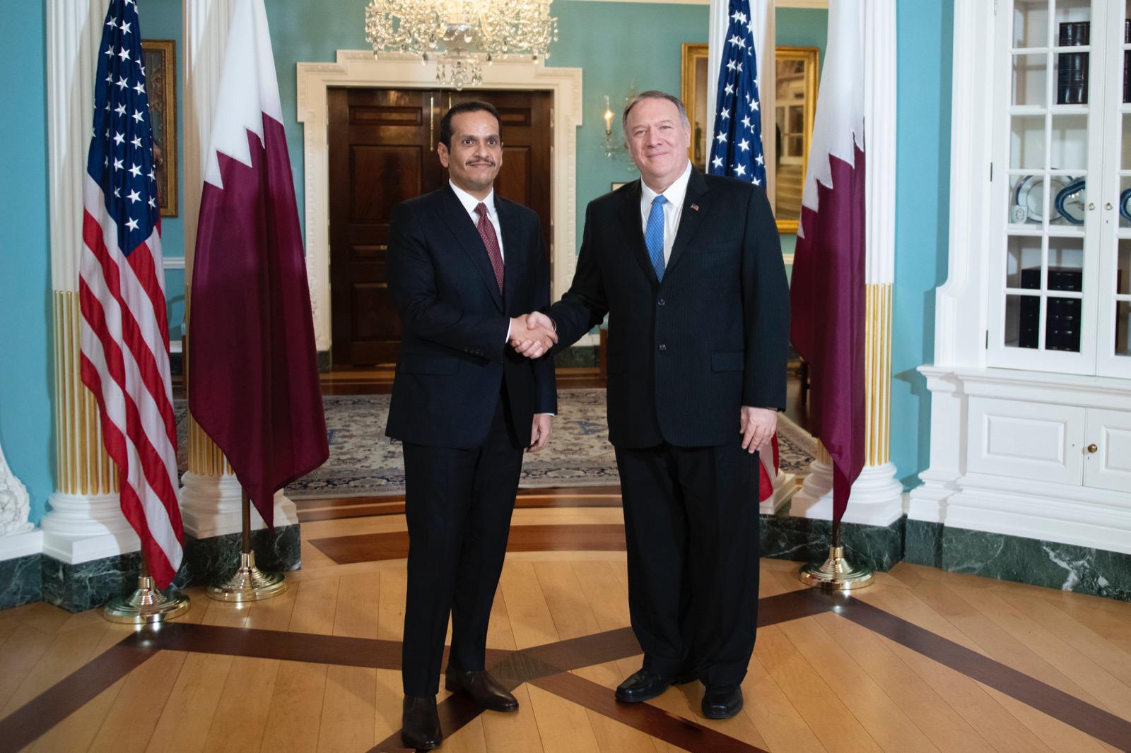 نائب رئيس مجلس الوزراء وزير الخارجية يجتمع مع وزير الخارجية الأمريكي