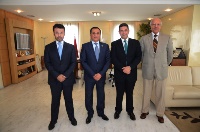مسؤولان مغربيان يجتمعان مع سفير دولة قطر 