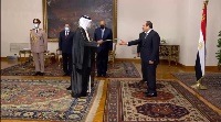 الرئيس المصري يتسلم أوراق اعتماد سفير دولة قطر