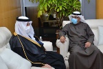 نائب رئيس مجلس الوزراء الكويتي يجتمع مع سفير دولة قطر