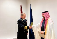 رئيس أركان القوات المسلحة الكرواتية يجتمع مع سفير دولة قطر