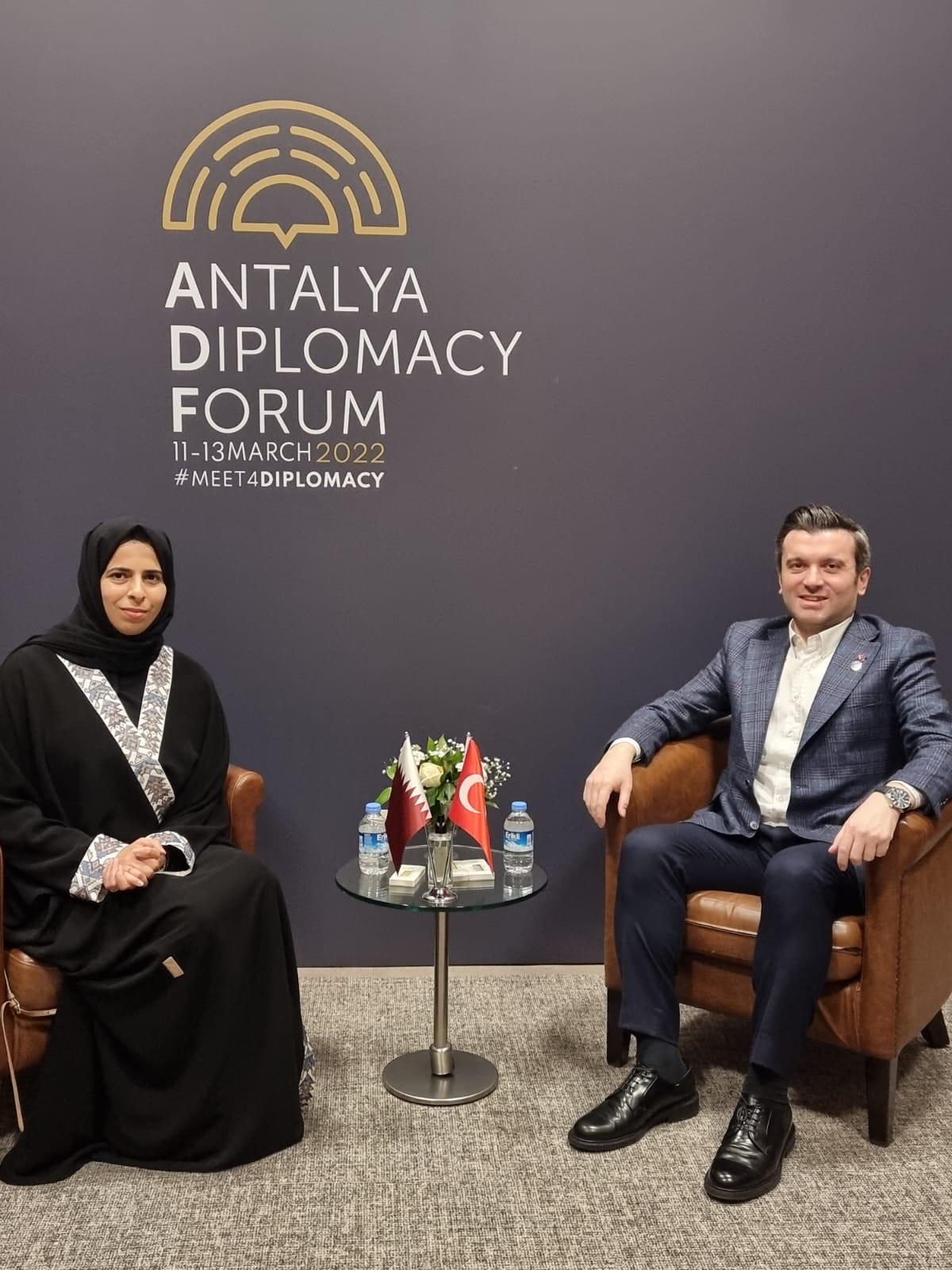 مساعد وزير الخارجية تجتمع مع نائبي وزير الخارجية التركي