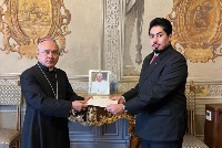 نائب أمين سر دولة الفاتيكان يتسلم نسخة من أوراق اعتماد سفير دولة قطر