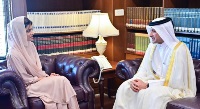وزير الدولة للشؤون الخارجية في باكستان تجتمع مع سفير دولة قطر
