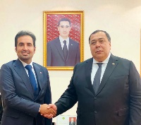 نائب وزير خارجية تركمانستان يجتمع مع القائم بالأعمال القطري