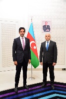 وزير الثقافة في أذربيجان يجتمع مع سفير دولة قطر