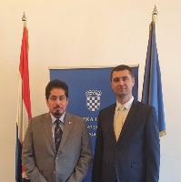 وزير الاقتصاد الكرواتي يجتمع مع سفير دولة قطر