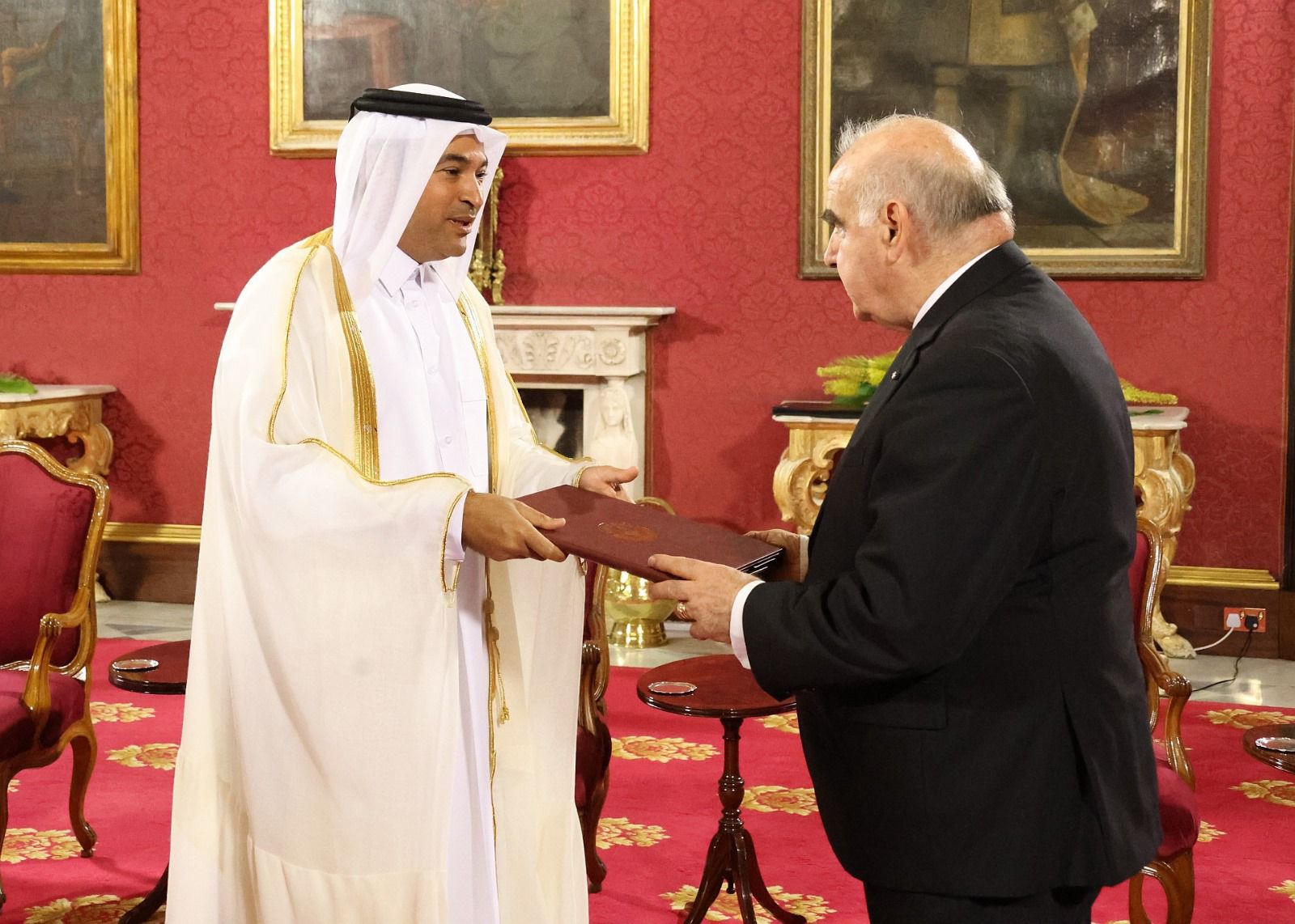 رئيس جمهورية مالطا يتسلم أوراق اعتماد سفير دولة قطر