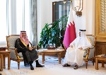 رئيس مجلس الوزراء وزير الخارجية يلتقي مع وزير الخارجية السعودي