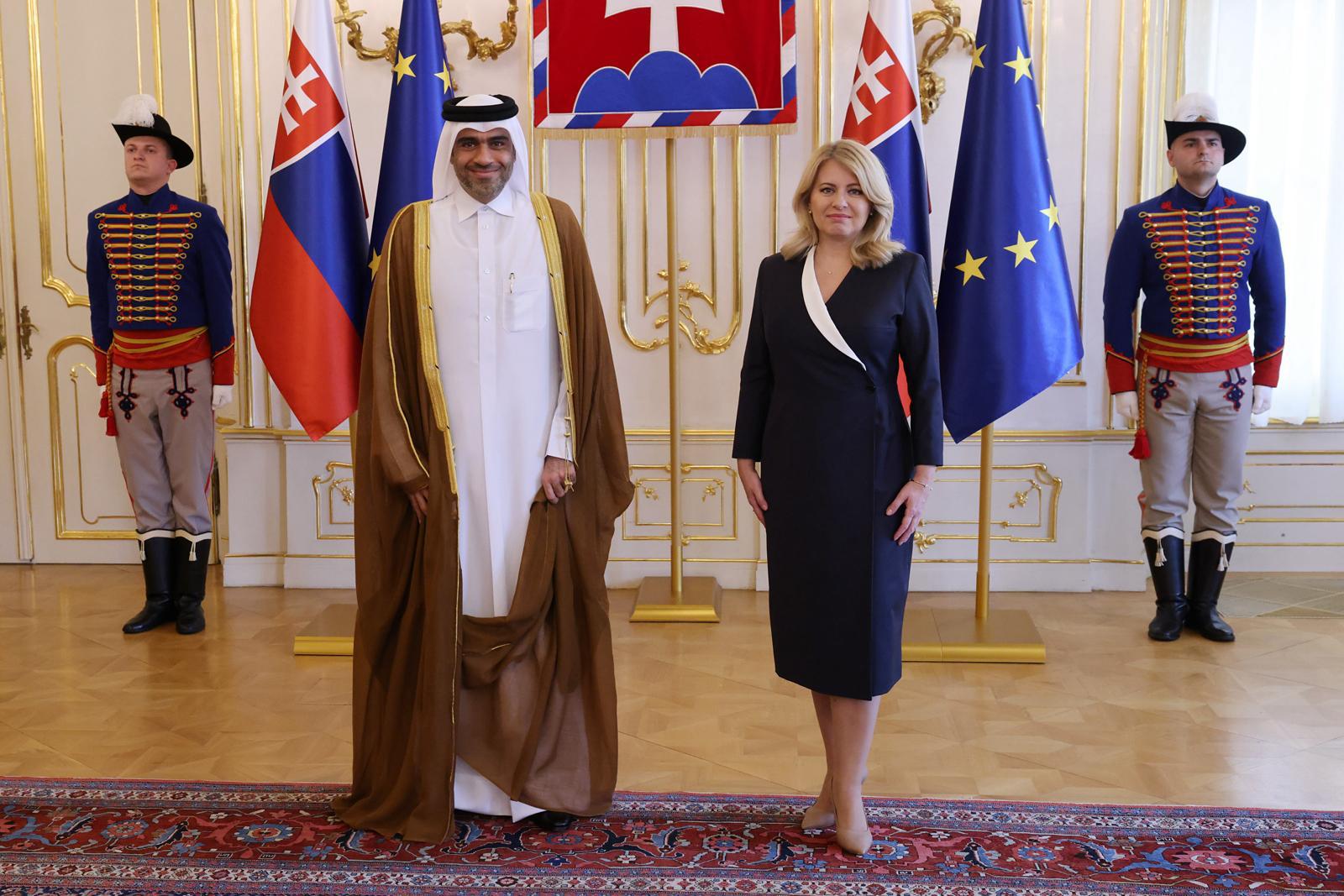 رئيسة سلوفاكيا تتسلم أوراق اعتماد سفير دولة قطر 
