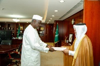 Chairperson of African Union Commission Receives Credentials of Qatar's Ambassador 