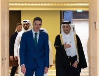 رئيس مجلس الوزراء وزير الخارجية يعقد جلسة مباحثات مع رئيس وزراء إسبانيا 