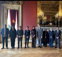 وزير الدولة للتعاون الدولي تجتمع مع مسؤولين فرنسيين  