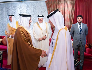 وزير الدولة للشؤون الخارجية يشارك في لقاء ولي العهد البحريني مع المشاركين في اجتماع المجلس الوزاري الخليجي بالمنامة