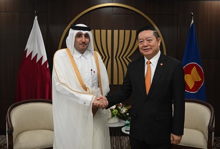 ASEAN Secretary-General Receives Credentials of Qatari Ambassador