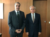 الأمين العام للخارجية اليونانية يجتمع مع سفير قطر