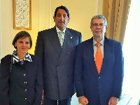 الأمين العام لمؤسسة السيبيراني العالمي يجتمع مع سفير قطر