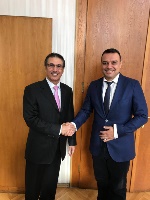 وزير النقل وتكنولوجيا المعلومات والاتصالات البلغاري يجتمع مع سفير قطر 