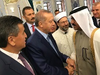 الرئيسان القيرغيزي والتركي يلتقيان سفير قطر 