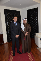 وزير الثقافة المغربي يجتمع مع سفير قطر