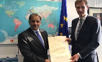 European Commission Receives Credentials of Qatar Mission's Chief