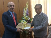 رئيس البرلمان في ميانمار يجتمع مع سفير قطر