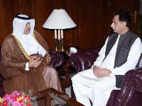 رئيس الجمعية الوطنية الباكستانية يجتمع مع سفير قطر