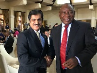 رئيس جنوب افريقيا يستقبل سفير قطر