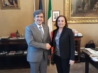 محافظ مدينة ميلانو تجتمع مع القنصل العام لدولة قطر