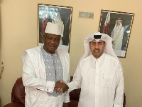 مستشار الرئيس الغيني يجتمع مع سفير قطر
