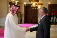 ملك الأردن يتسلم أوراق اعتماد سفير قطر