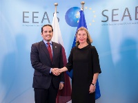 نائب رئيس مجلس الوزراء وزير الخارجية يجتمع مع الممثلة العليا للسياسة الخارجية والأمنية في الاتحاد الأوروبي