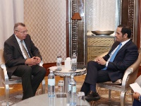 نائب رئيس مجلس الوزراء وزير الخارجية يجتمع مع مدير منظمة الأمم المتحدة لمكافحة الجريمة والمخدرات