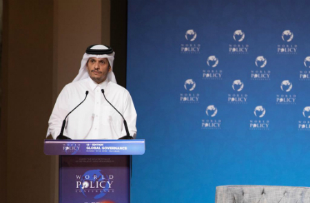 نائب رئيس مجلس الوزراء وزير الخارجية يدعو إلى توسيع الأمن الإقليمي بالشرق الأوسط